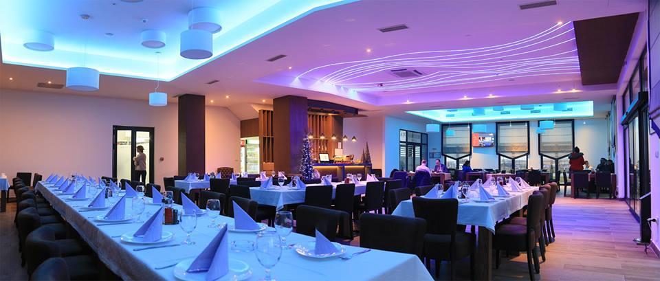 Hotel Crystal Pecinci Eksteriør bilde