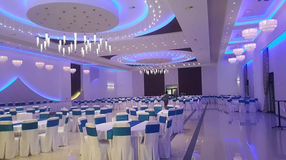 Hotel Crystal Pecinci Eksteriør bilde