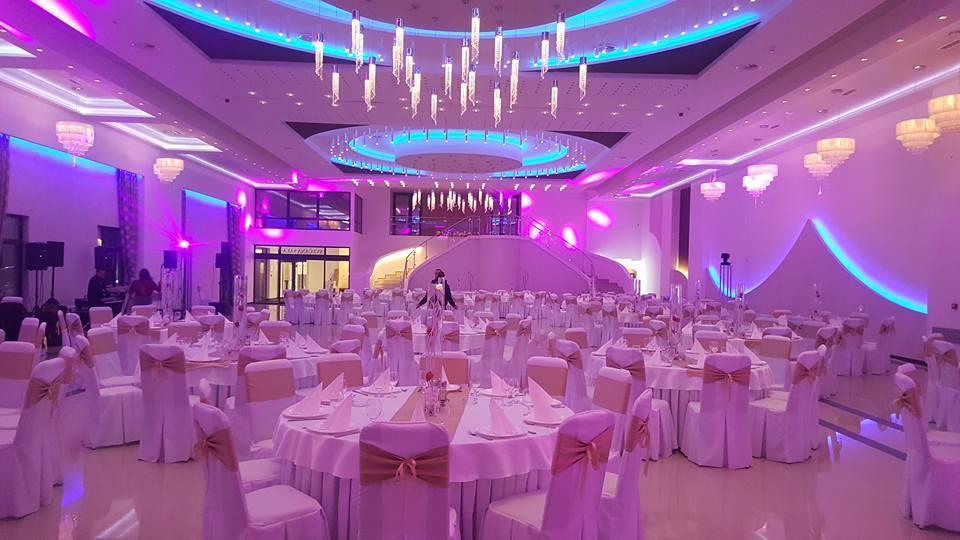Hotel Crystal Pecinci Eksteriør bilde