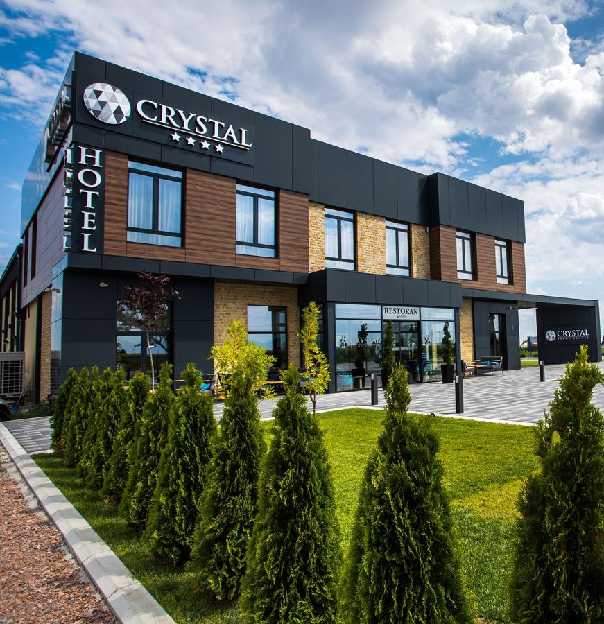 Hotel Crystal Pecinci Eksteriør bilde